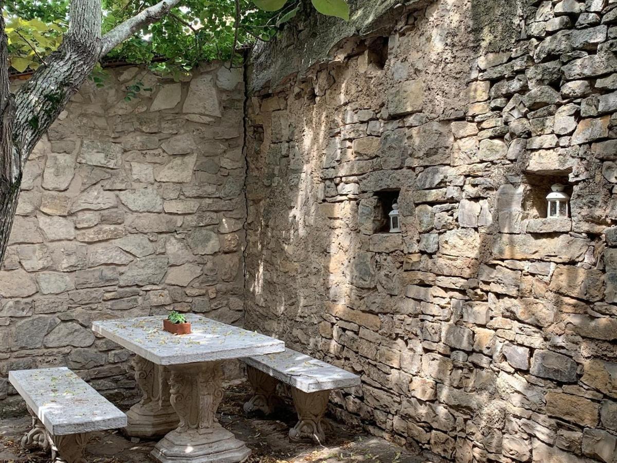 Masia Cal Millas - Turisme Rural Castellfullit de Riubregos Kültér fotó